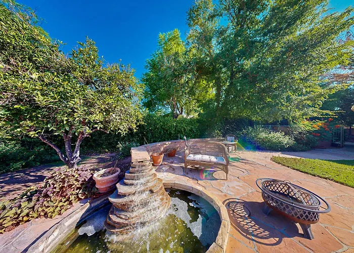Poolside Oasis! Group Sanctuary W/ Patio * Phoenix